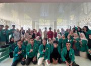 Mahasiswa Prodi Ekonomi Pembangunan USK Sosialisasikan Isu Digital dan Lingkungan di Gampong Deah Raya