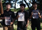 Suasana orasi dalam Aksi BEM FISIP USK menuntut hak penyintas bencana Aceh.