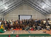 Mahasiswa memberikan layanan kesehatan gratis dalam rangkaian USK Mengabdi 2026 di Desa Agusen.